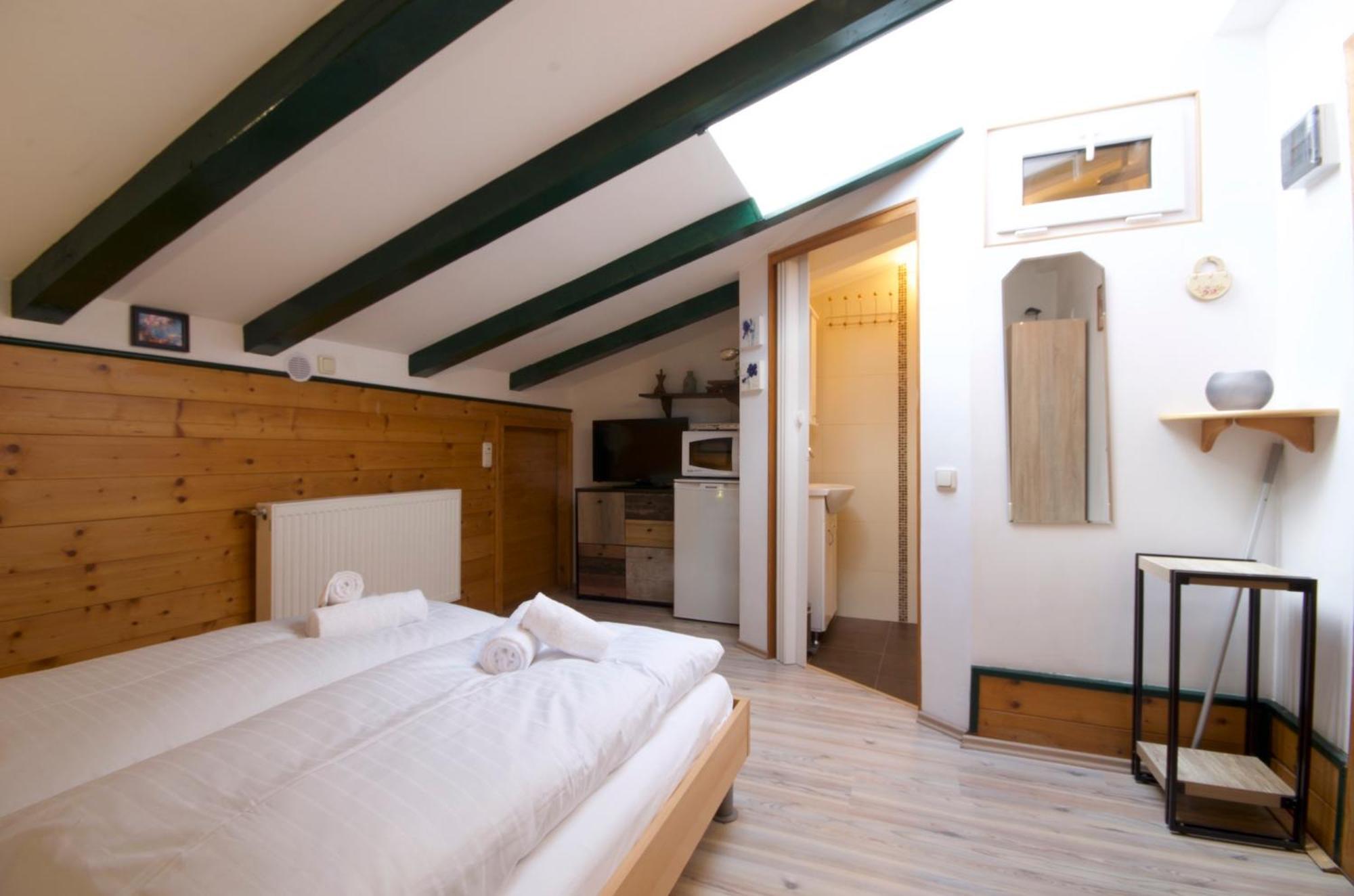 Apartment Valentina - By Alpen Apartments Zell am See Esterno foto